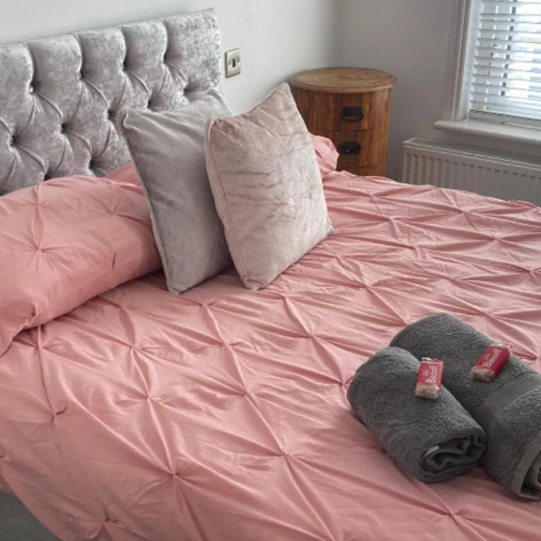 Tranquil Darlington Home 3Br Pet Friendly Holiday home Darlington (Durham)